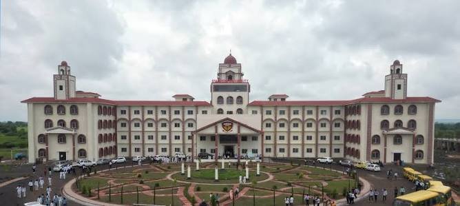 Gyanveer University